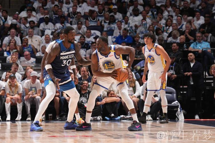 12月13日常规赛:森林狼对阵勇士 兰德尔精彩瞬间 12月13日常规赛:森林狼对阵勇士 兰德尔精彩瞬间