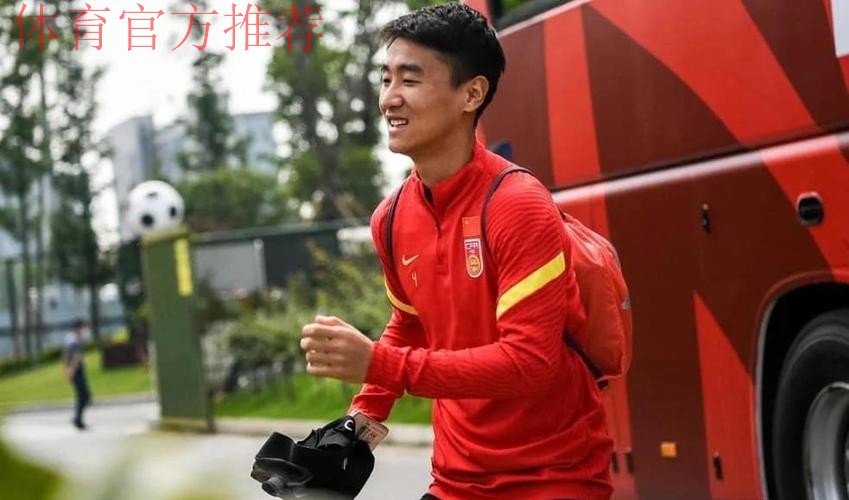 国足新人说|韦世豪:球员好胜心很重要 以后争当国家队主力 国足新人说|韦世豪:球员好胜心很重要 以后争当国家队主力